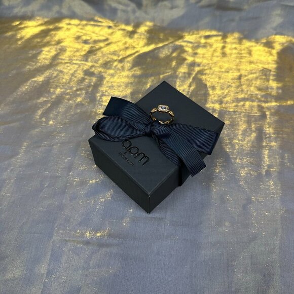 APM Monaco Eclat Gold Square Ring - Picture 4 of 5